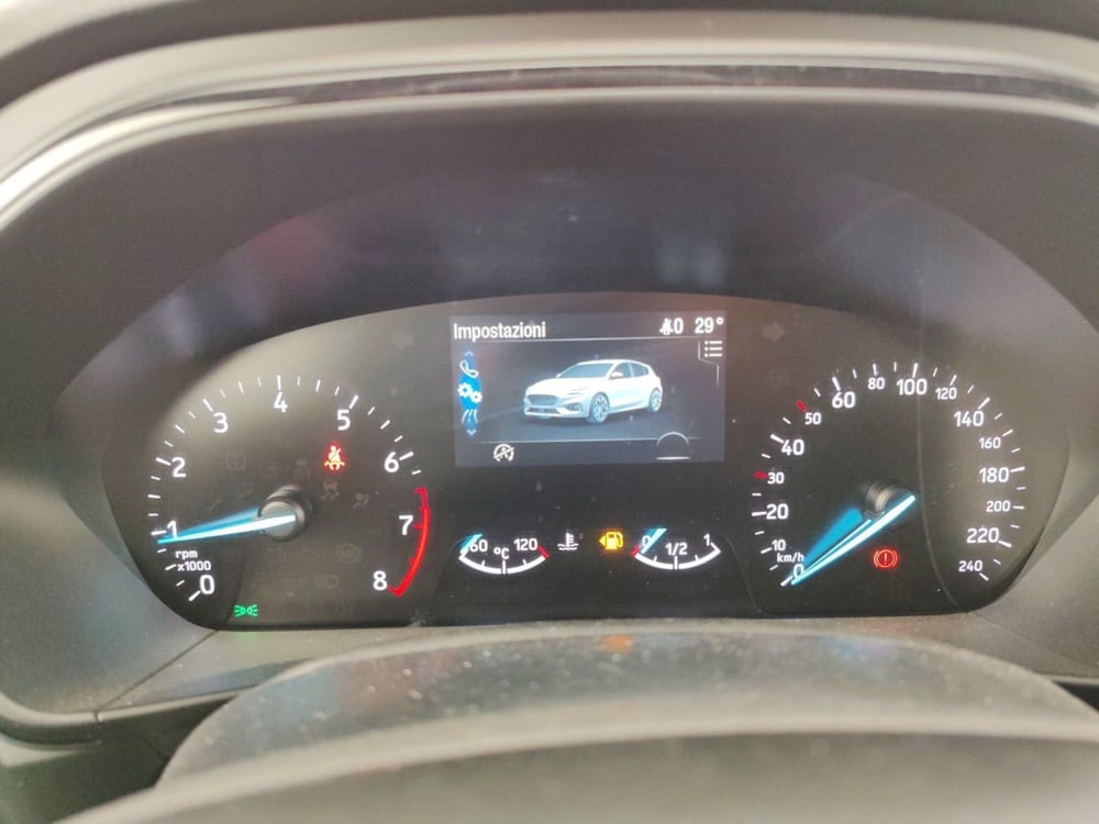 Ford Focus usata a Massa-Carrara (16)