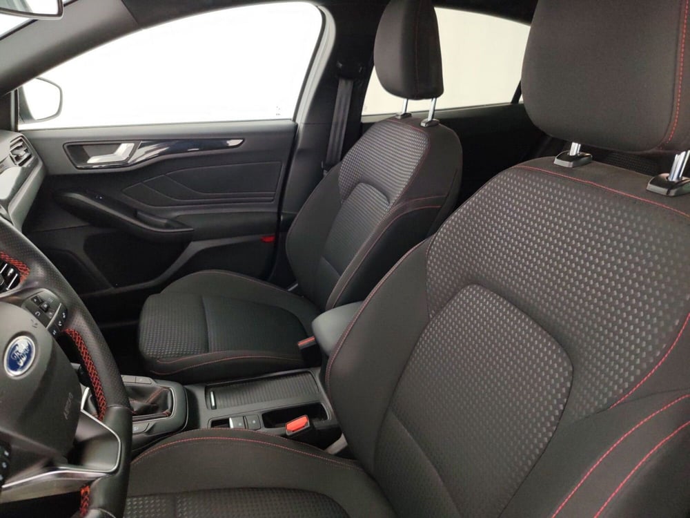 Ford Focus usata a Massa-Carrara (9)