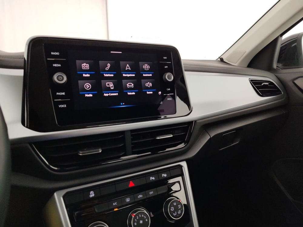Volkswagen T-Roc usata a Massa-Carrara (12)