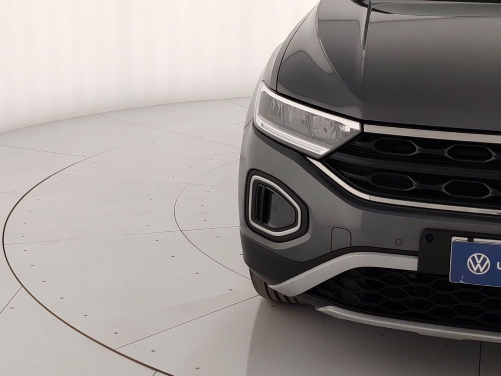 Volkswagen T-Roc usata a Massa-Carrara (5)