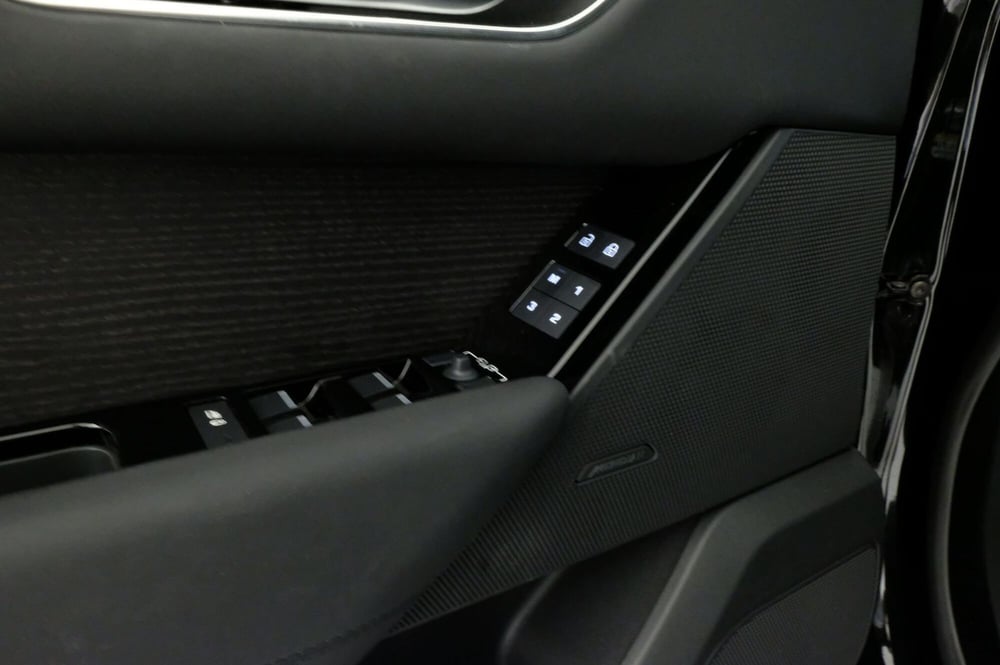 Land Rover Range Rover Velar usata a Mantova (12)