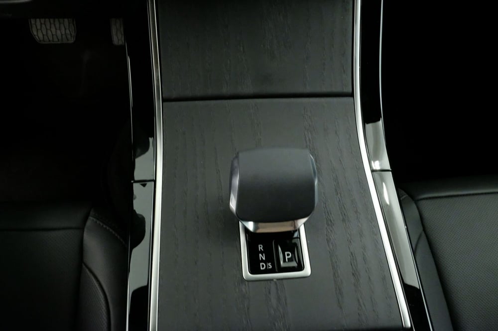 Land Rover Range Rover Velar usata a Mantova (16)