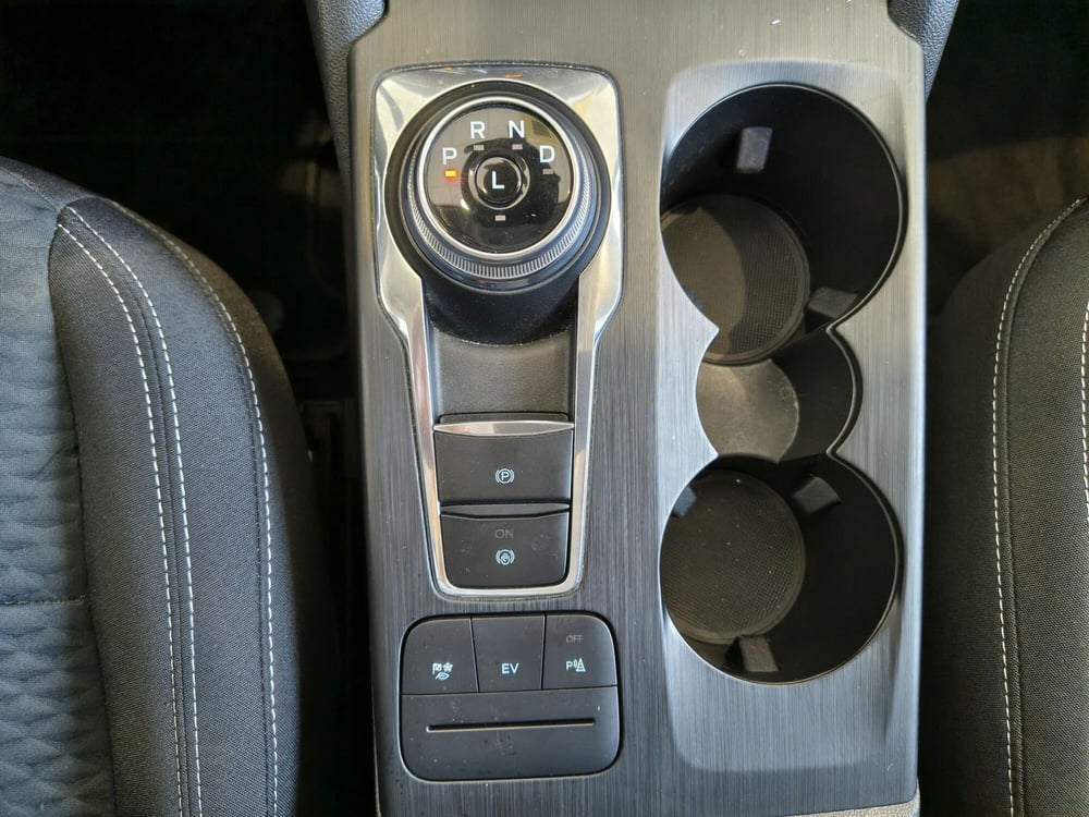 Ford Kuga usata a Vercelli (9)