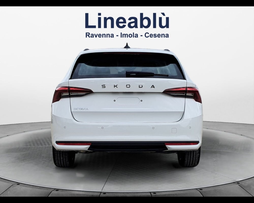Skoda Octavia Station Wagon nuova a Ravenna (5)