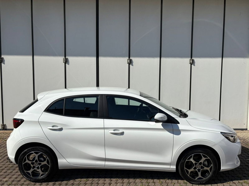 Mg MG3 nuova a Milano (7)