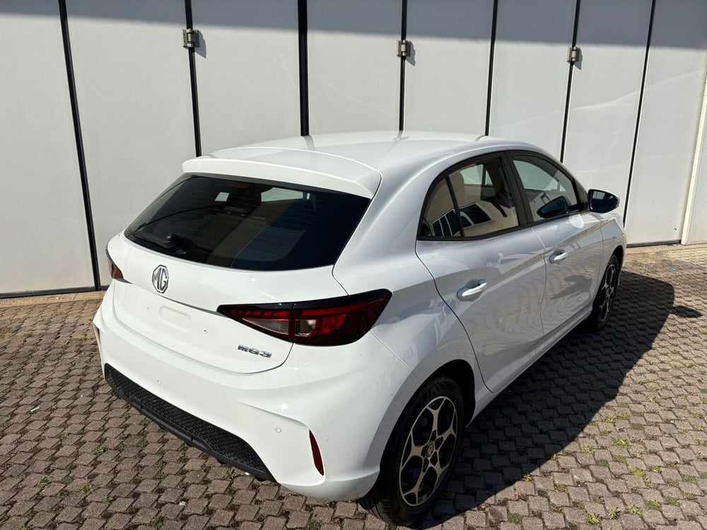 Mg MG3 nuova a Monza e Brianza (6)