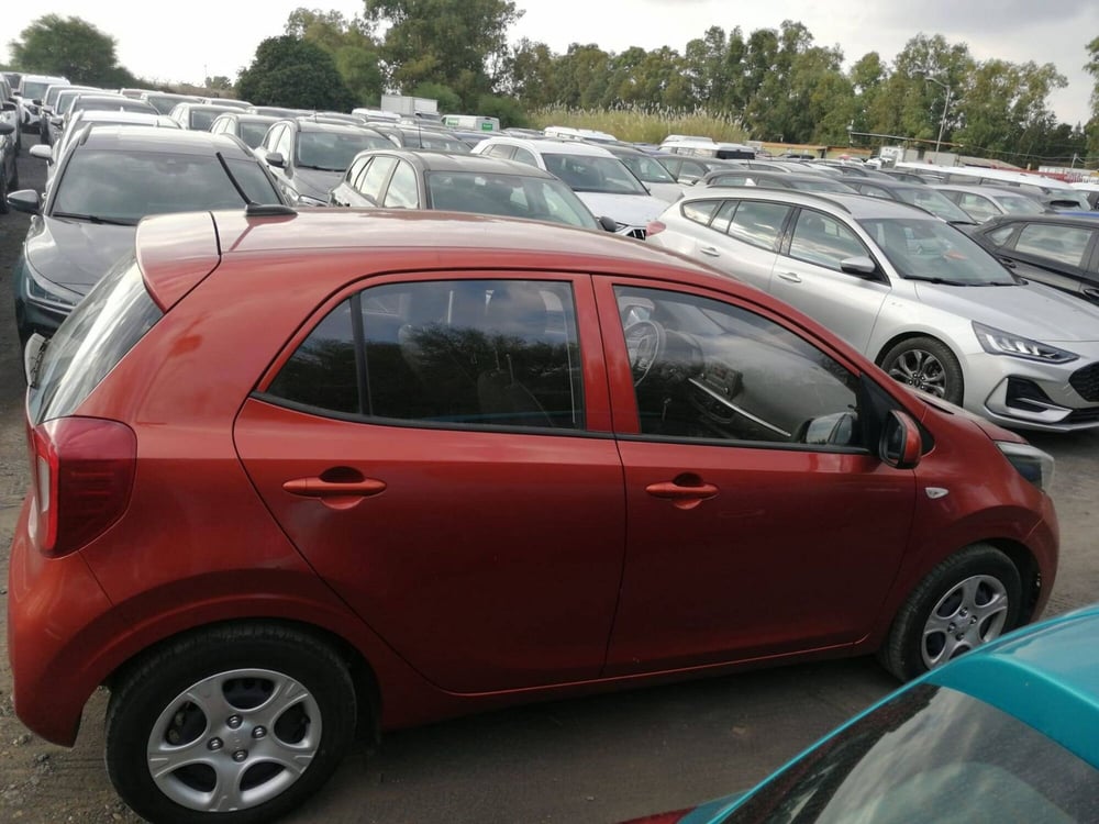 Kia Picanto usata a Salerno (9)