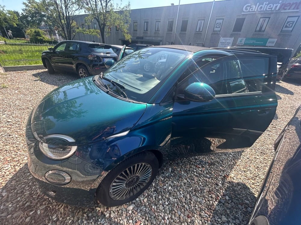 Fiat 500e Cabrio usata a Salerno