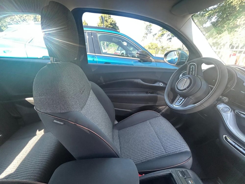 Fiat 500e Cabrio usata a Salerno (13)