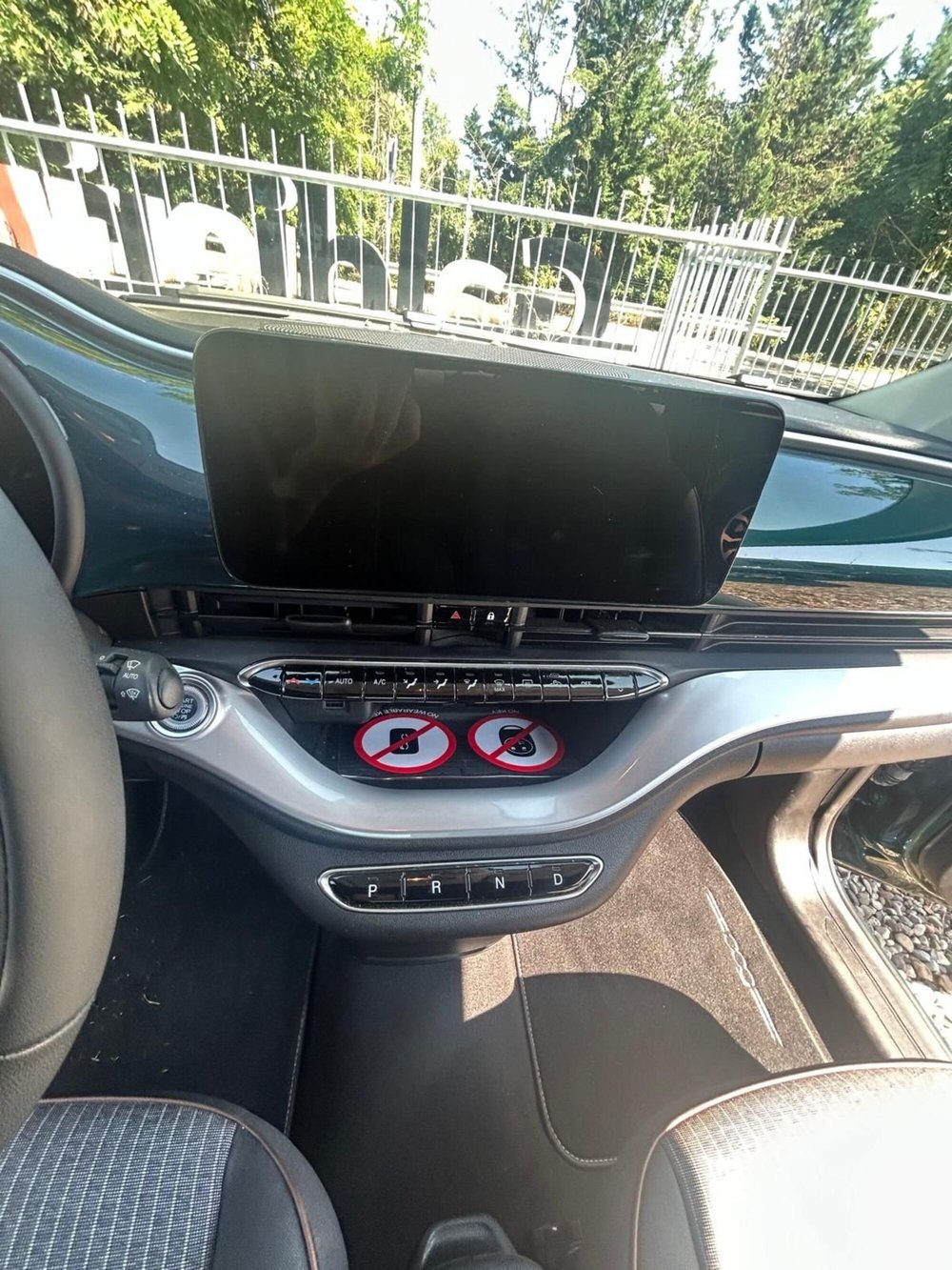 Fiat 500e Cabrio usata a Salerno (19)