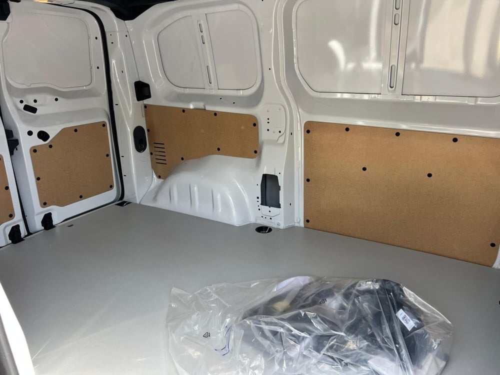 Fiat Scudo Furgone nuova a Salerno (11)
