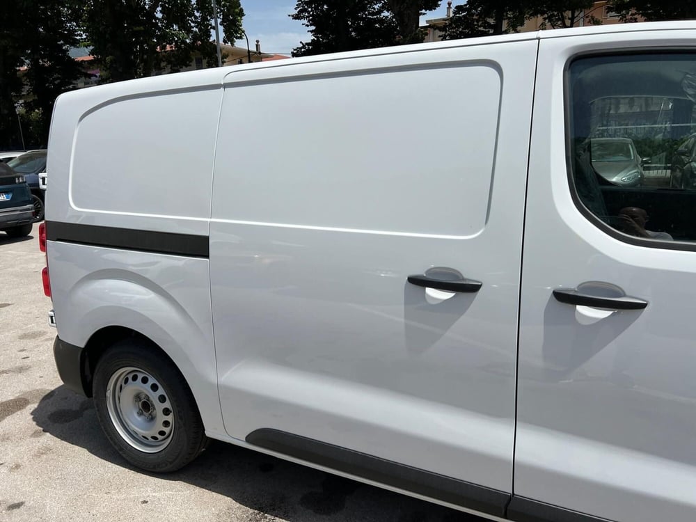 Fiat Scudo Furgone nuova a Salerno (13)
