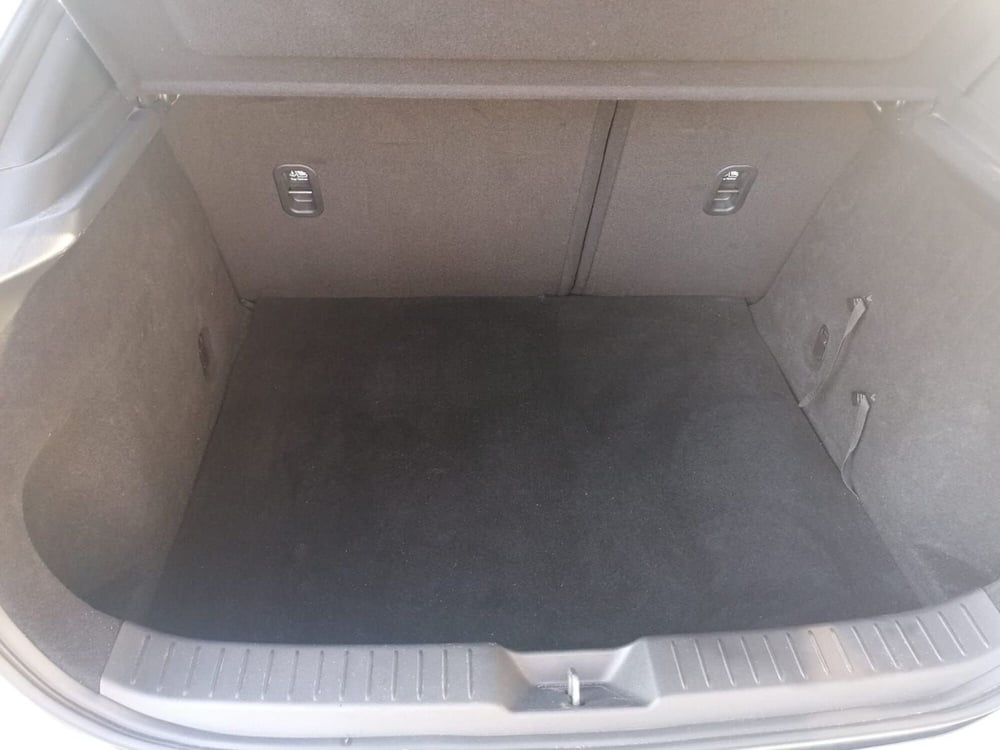 Mazda CX-30 usata a Frosinone (10)