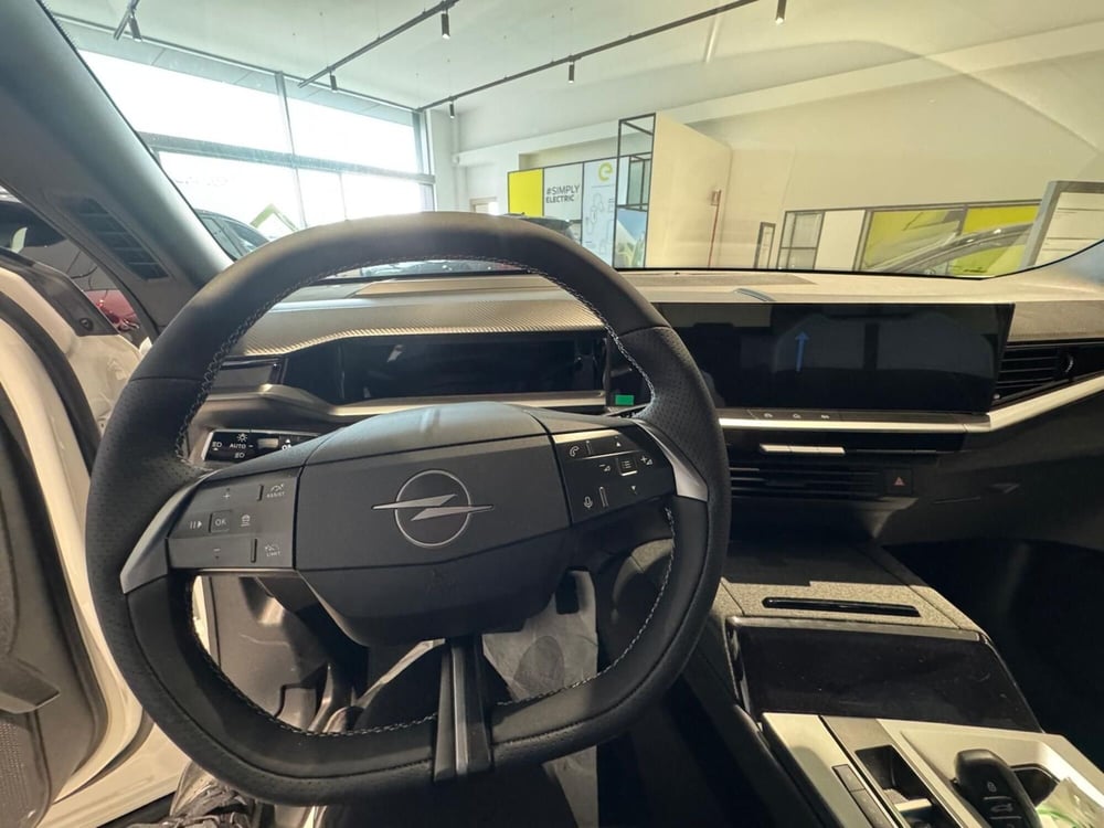 Opel Grandland nuova a Frosinone (10)