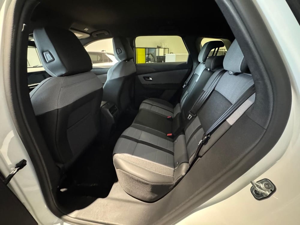 Opel Grandland nuova a Frosinone (14)