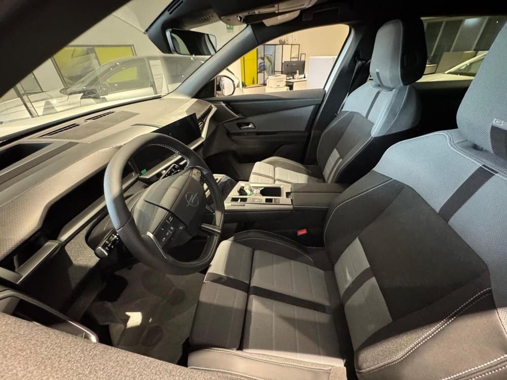 Opel Grandland nuova a Frosinone (8)