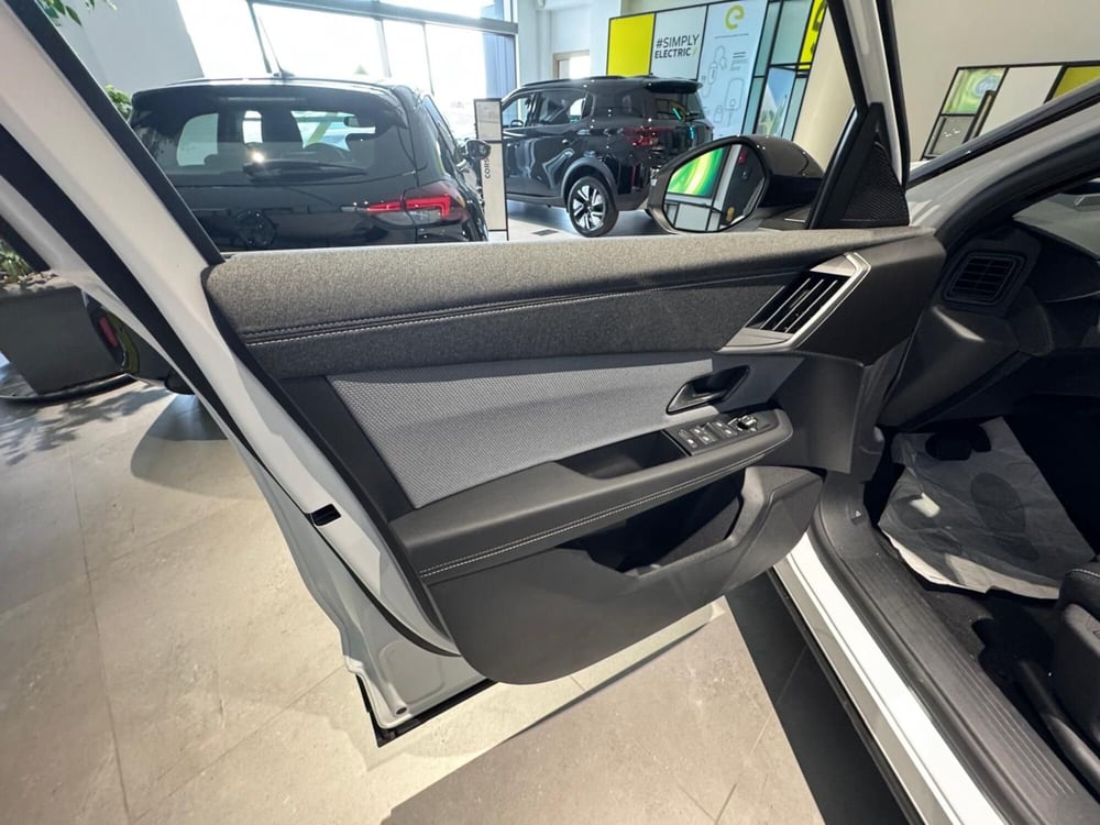 Opel Grandland nuova a Frosinone (9)