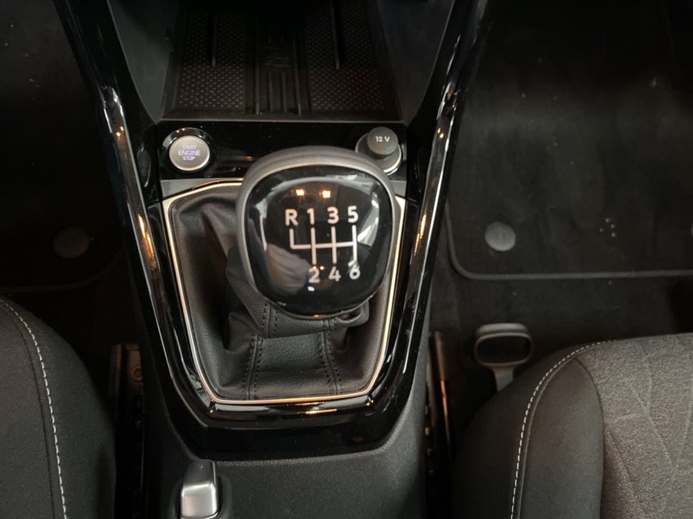 Volkswagen T-Cross nuova a Lodi (11)