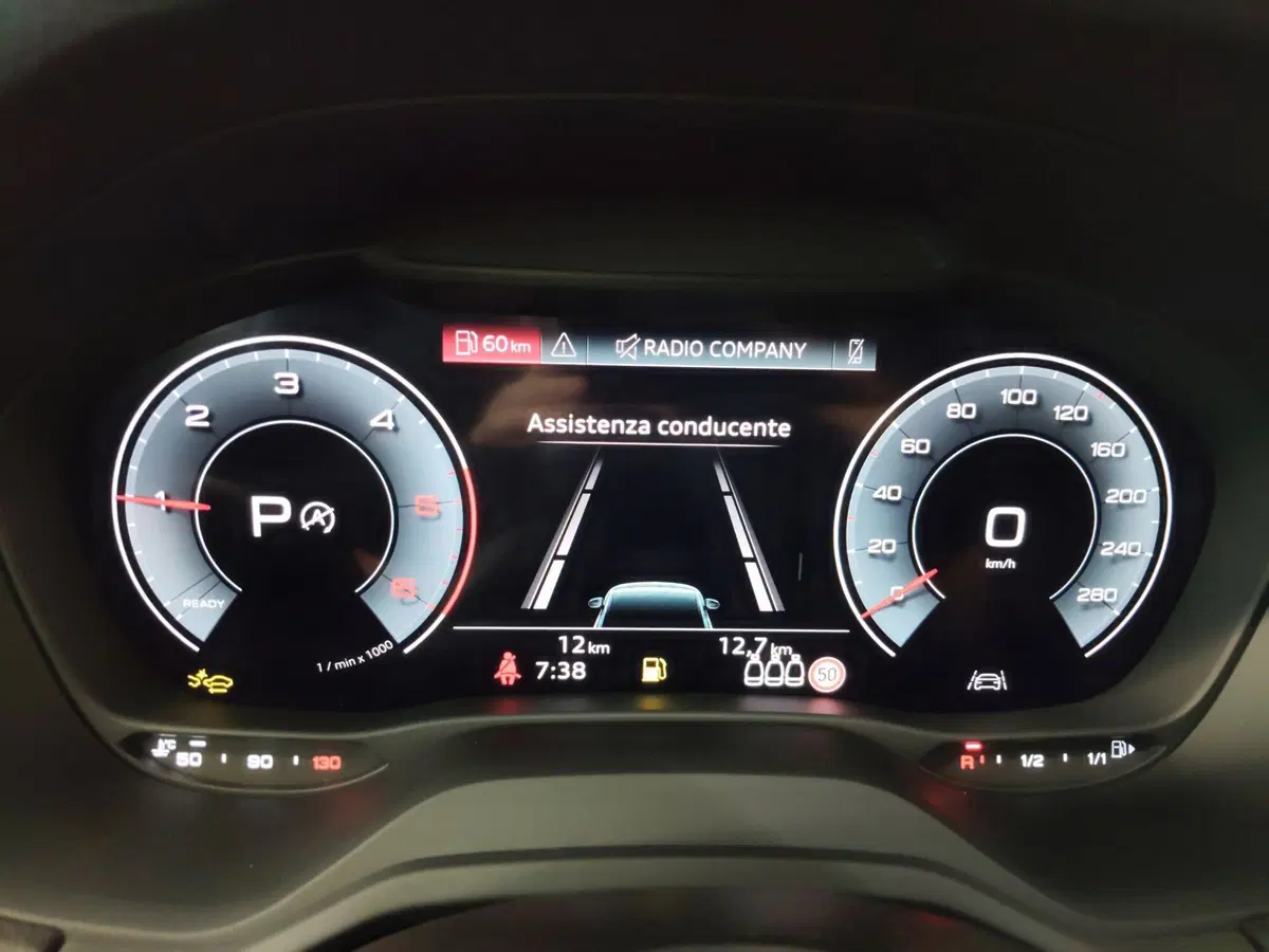 Audi Q2 nuova a Modena (9)