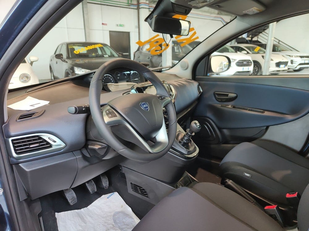 Lancia Ypsilon nuova a Torino (11)