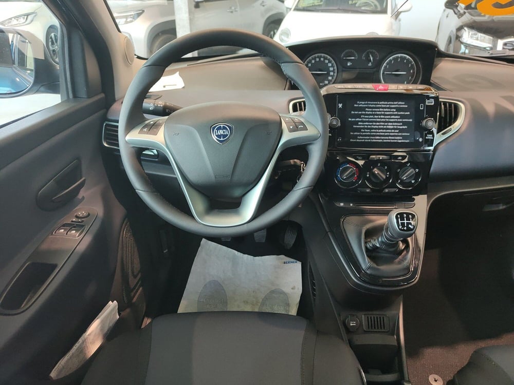 Lancia Ypsilon nuova a Torino (12)