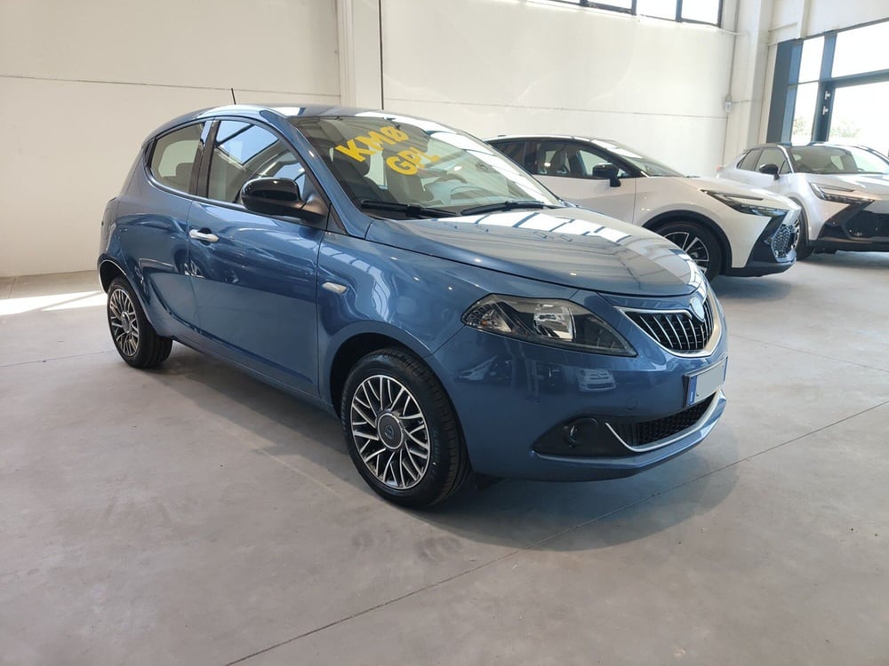 Lancia Ypsilon nuova a Torino (3)