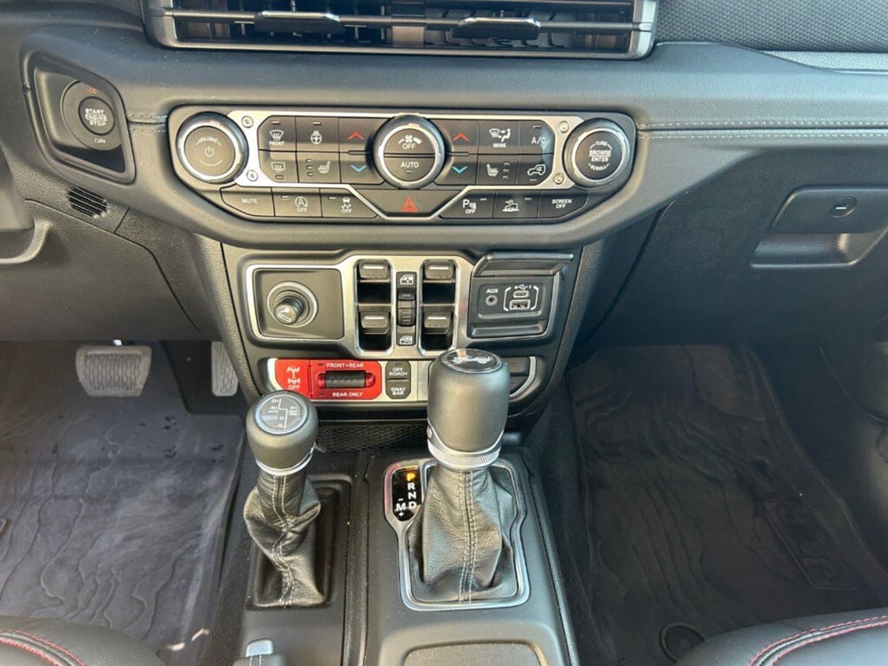 Jeep Wrangler Unlimited usata a Verona (10)