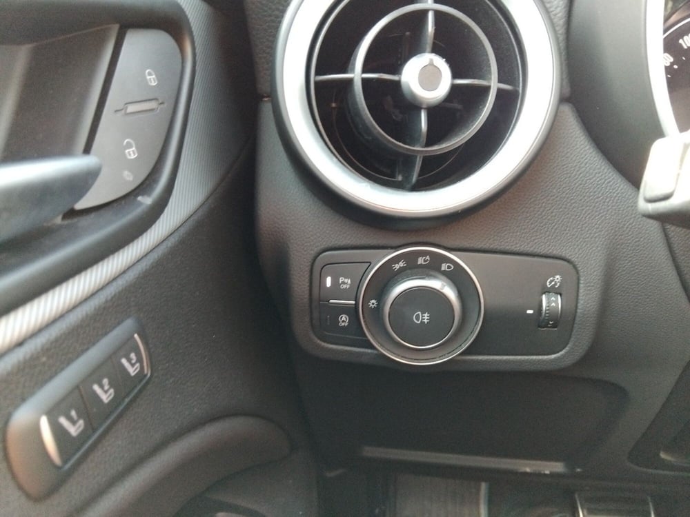 Alfa Romeo Stelvio usata a Roma (17)