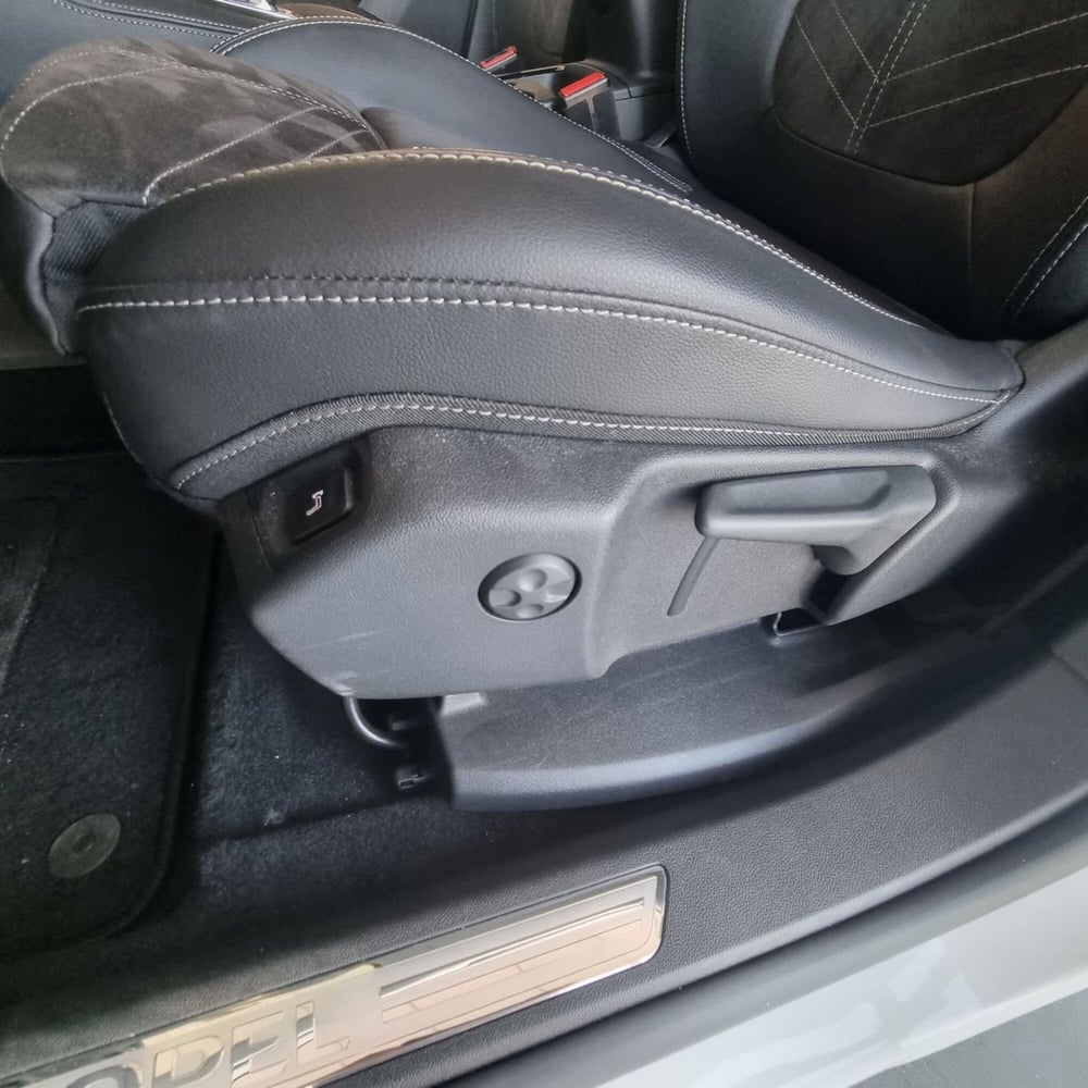 Opel Grandland usata a Padova (12)