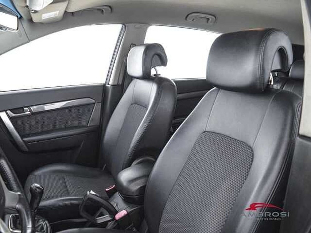 Chevrolet Captiva usata a Viterbo (9)