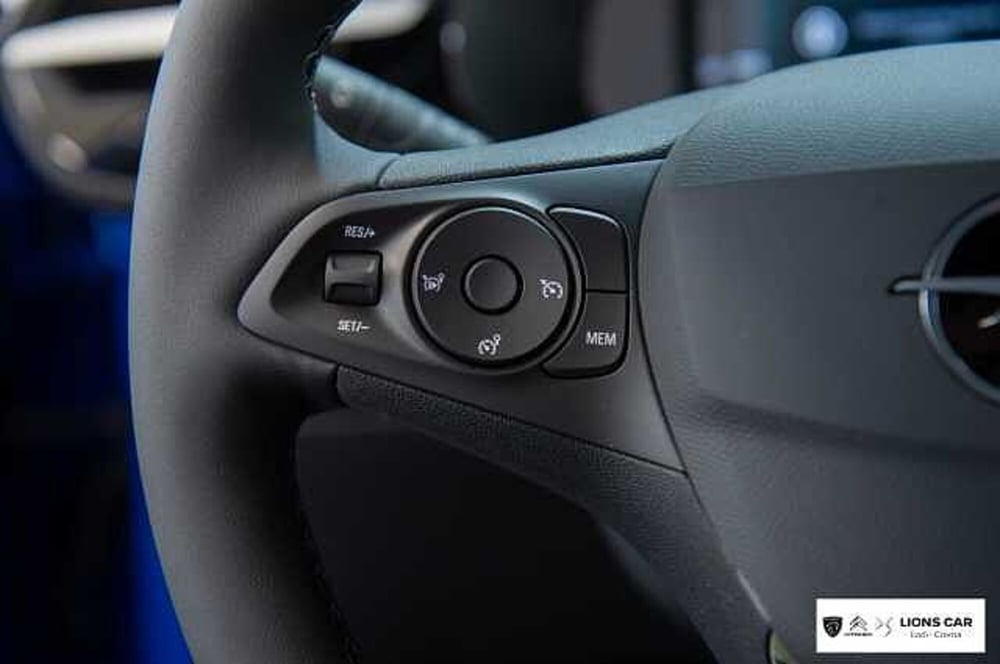 Opel Corsa nuova a Lodi (14)