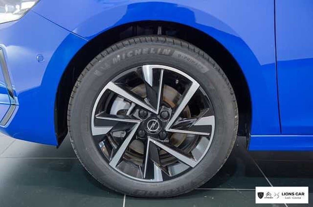 Opel Corsa nuova a Lodi (8)