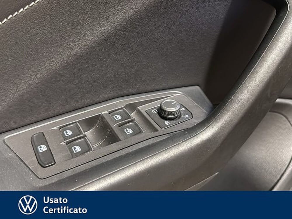 Volkswagen T-Roc usata a Vicenza (15)