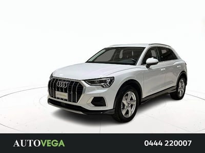 Audi Q3 35 2.0 tdi Business Advanced s-tronic del 2024 usata a Vicenza