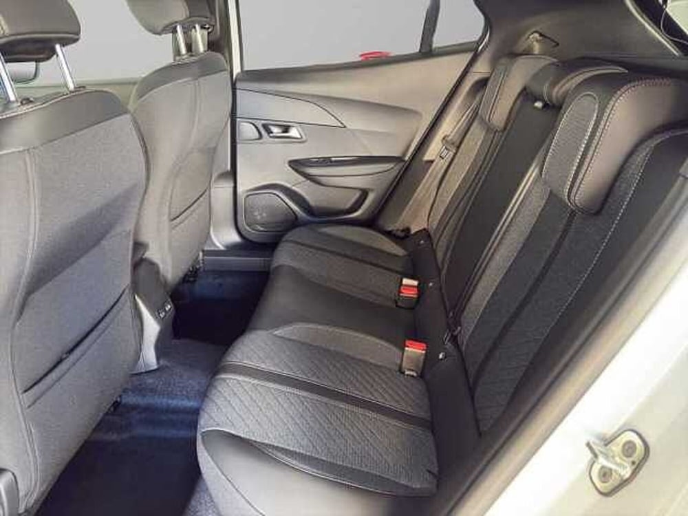 Peugeot 2008 nuova a Vibo Valentia (12)