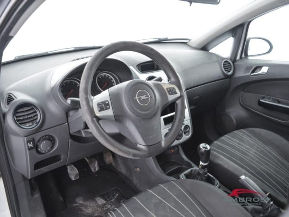 Opel Corsa usata a Perugia (8)