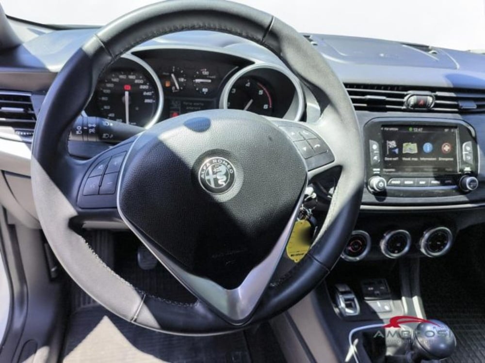Alfa Romeo Giulietta usata a Perugia (15)