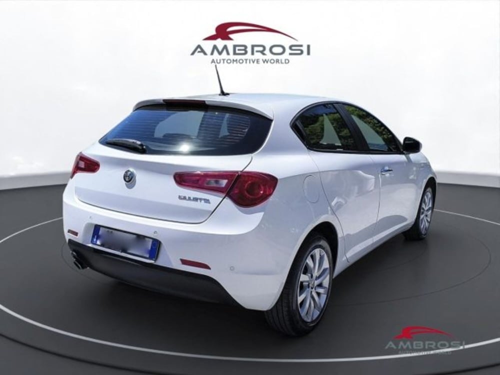 Alfa Romeo Giulietta usata a Perugia (3)