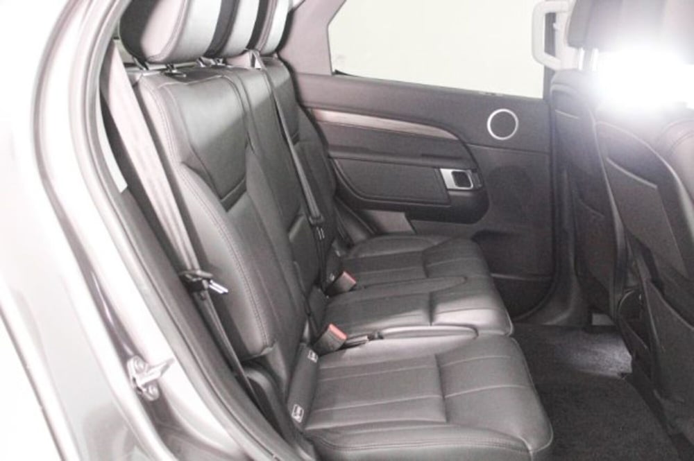 Land Rover Discovery usata a Novara (8)