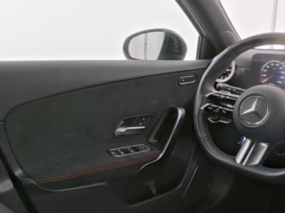 Mercedes-Benz Classe A usata a Milano (6)