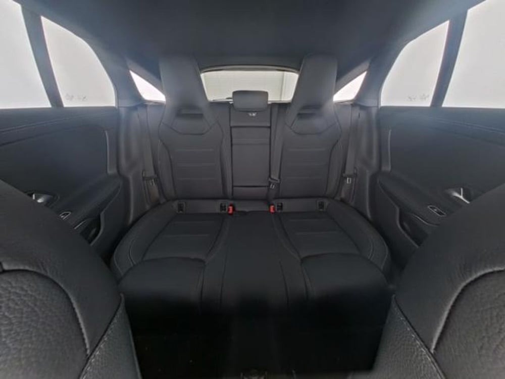 Mercedes-Benz CLA Shooting Brake usata a Milano (8)
