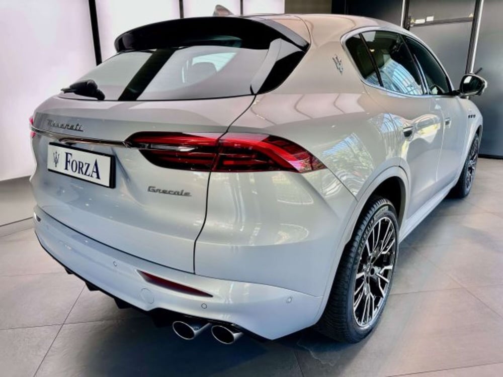 Maserati Grecale nuova a Torino (6)
