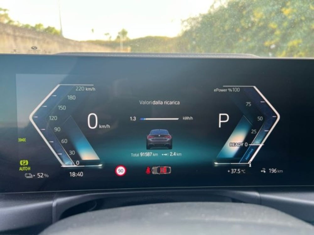 BMW i4 usata a Lecce (13)