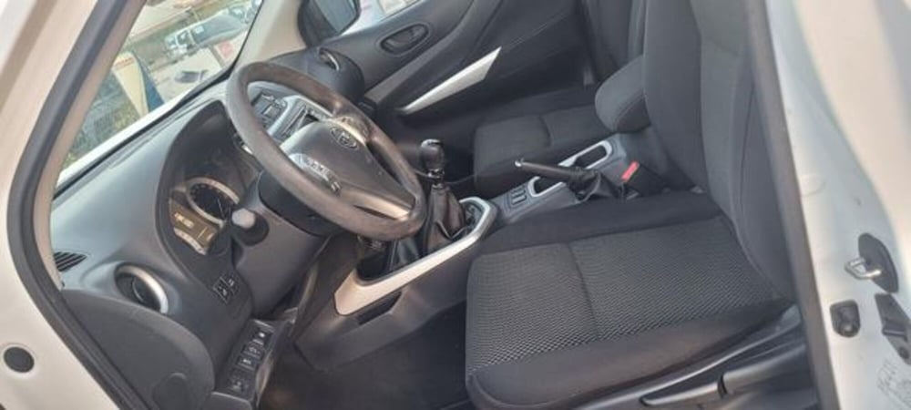 Nissan Navara usata a Napoli (5)