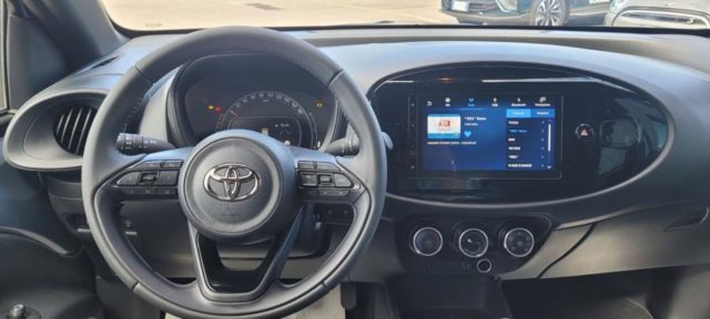 Toyota Aygo X usata a Napoli (10)