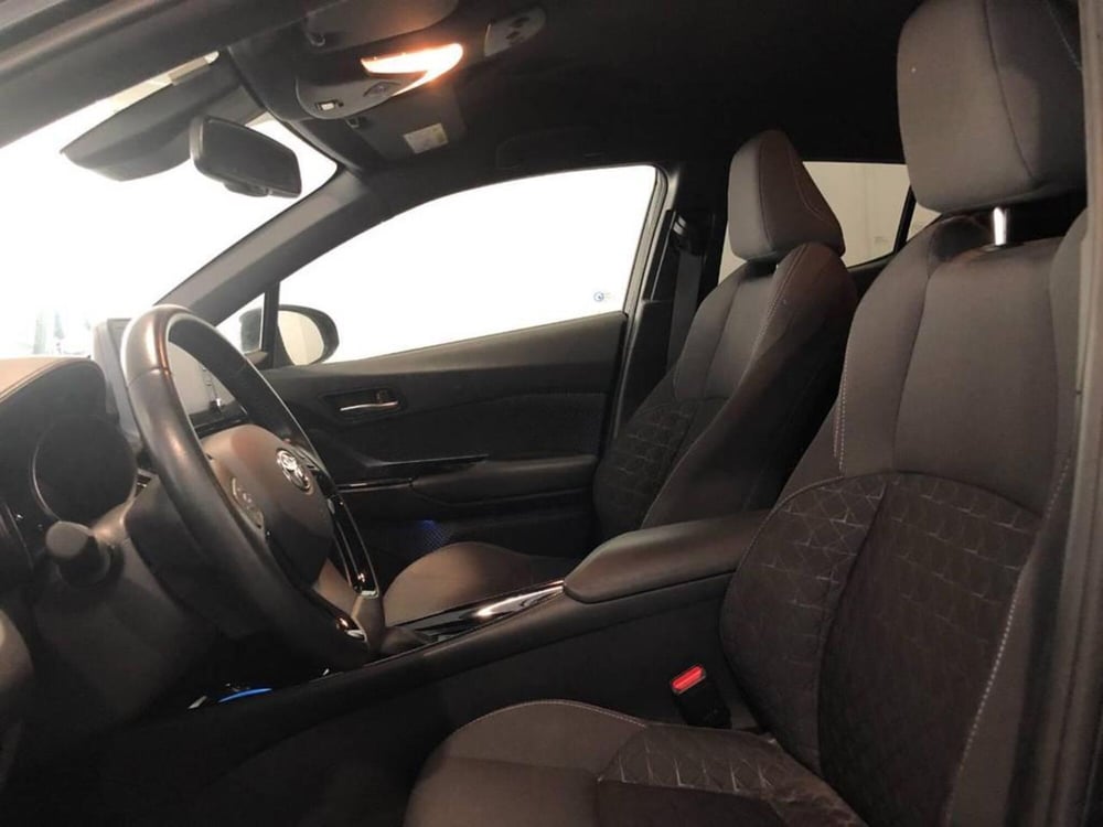 Toyota Toyota C-HR usata a Torino (11)