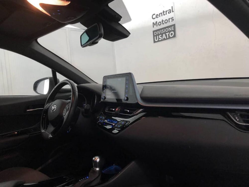 Toyota Toyota C-HR usata a Torino (9)
