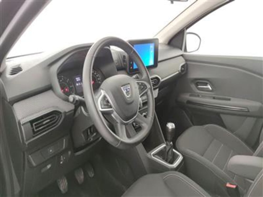 Dacia Jogger usata a Bari (14)