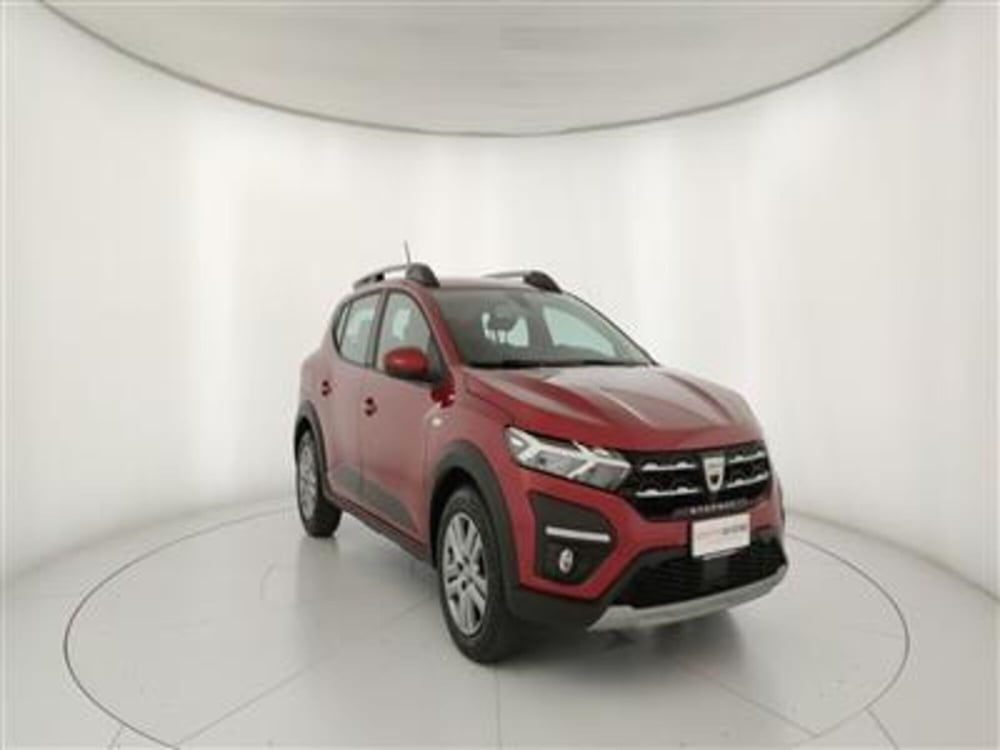 Dacia Sandero usata a Bari (11)