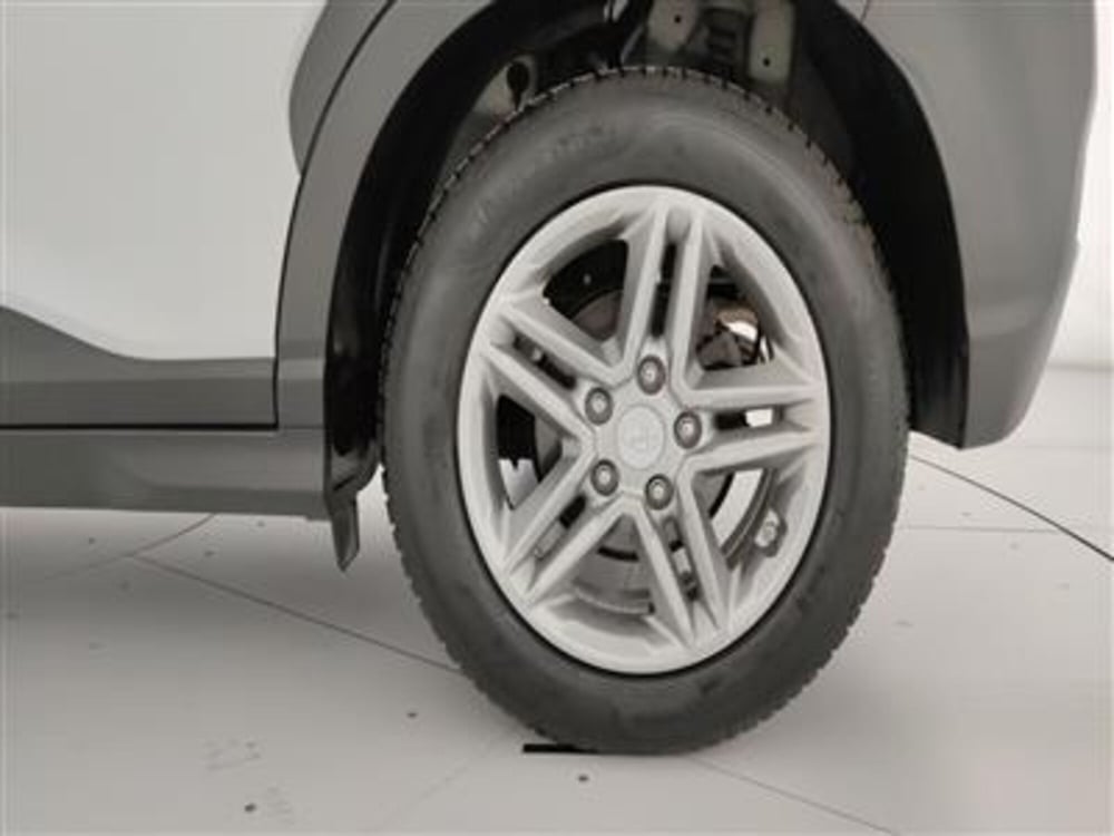 Hyundai Kona usata a Bari (12)